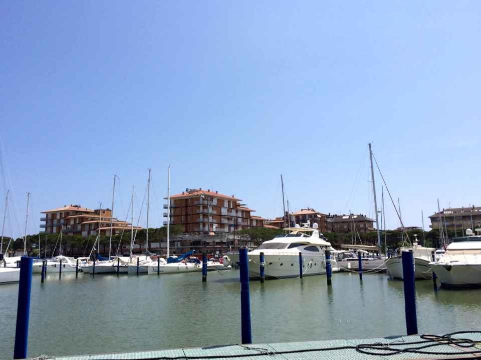 Apartments Porto Santa Margherita 40282 エクステリア 写真